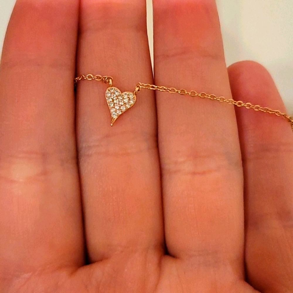 The most delicate heart necklace